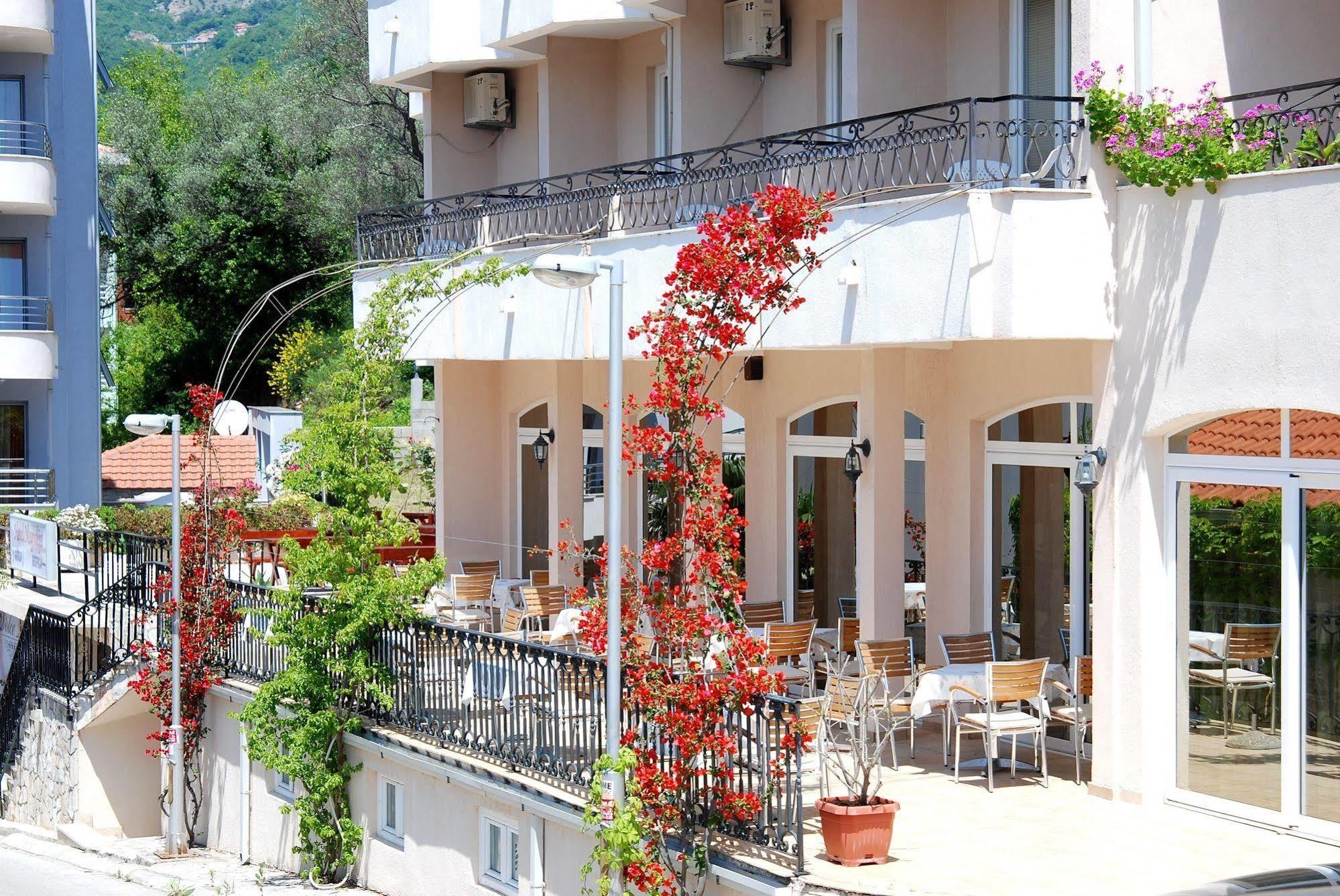 Hotel Magnolija Bečići Exterior photo